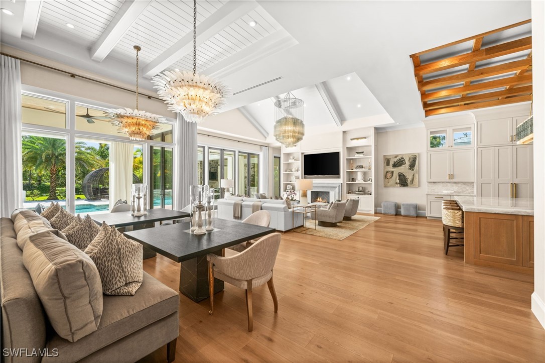 142 Eugenia Dr Naples, FL 34108