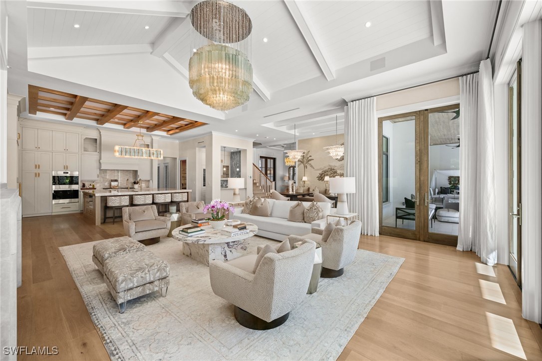 142 Eugenia Dr Naples, FL 34108