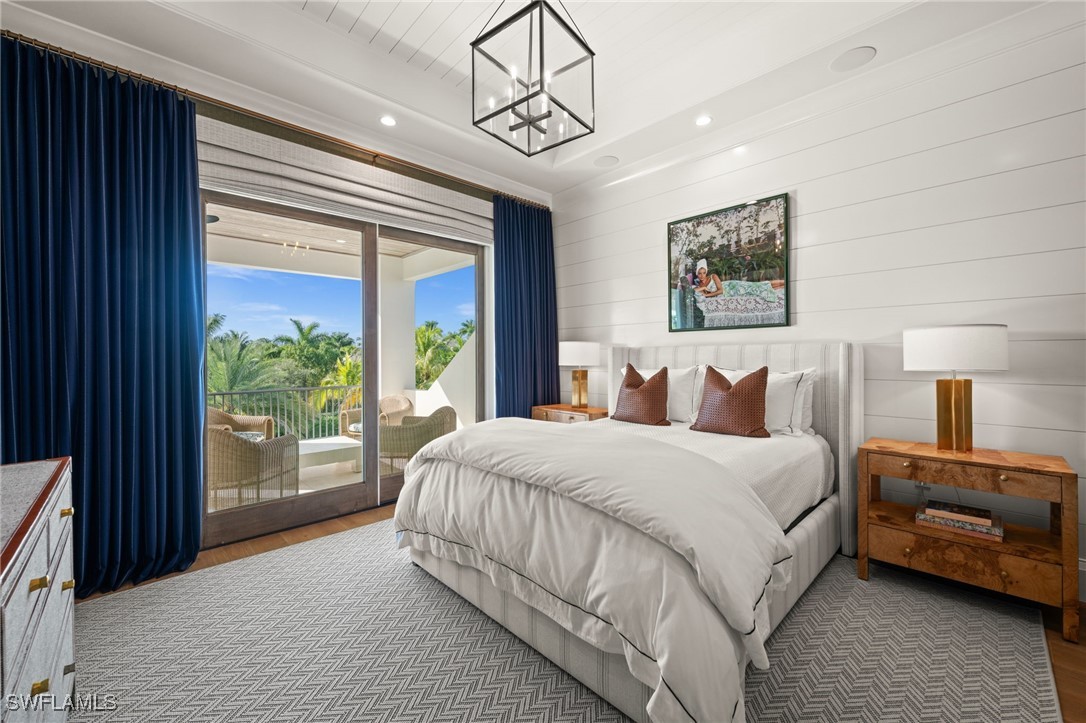 142 Eugenia Dr Naples, FL 34108