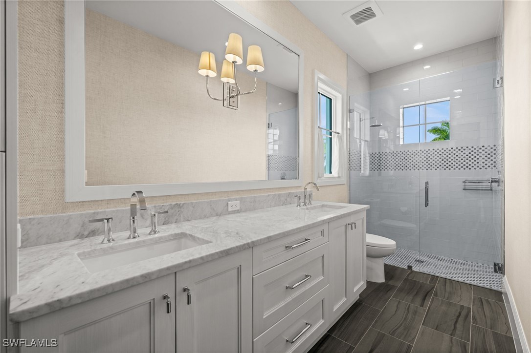 142 Eugenia Dr Naples, FL 34108