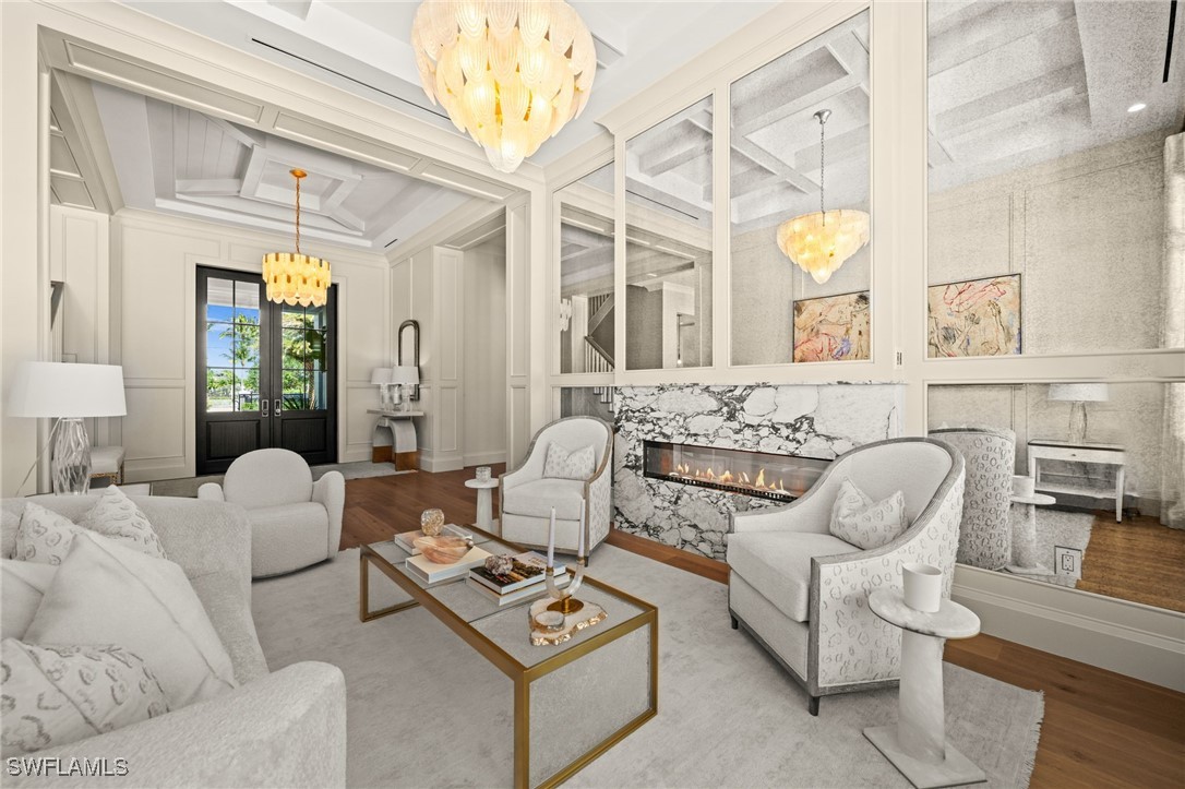 142 Eugenia Dr Naples, FL 34108