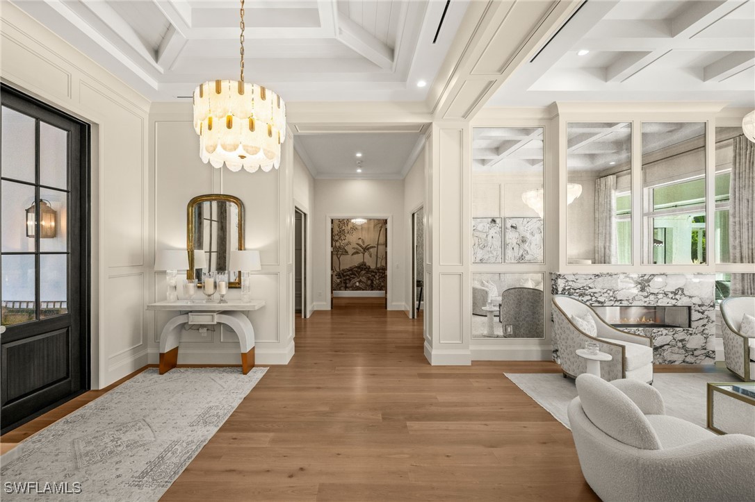 142 Eugenia Dr Naples, FL 34108