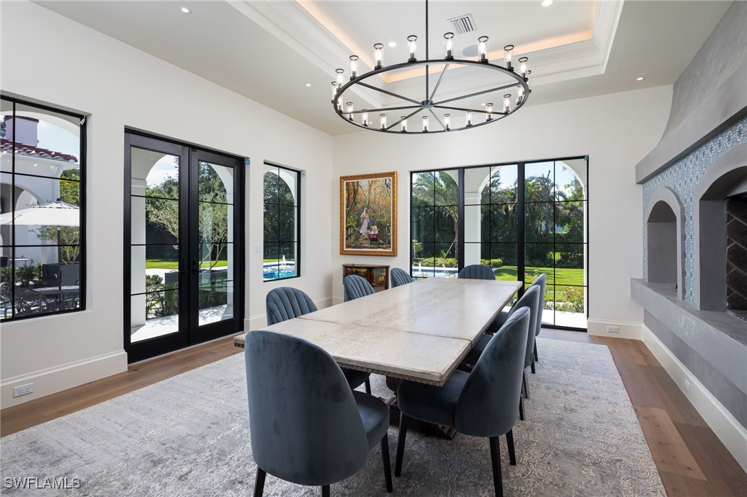 50 Mahogany Dr Naples, FL 34108