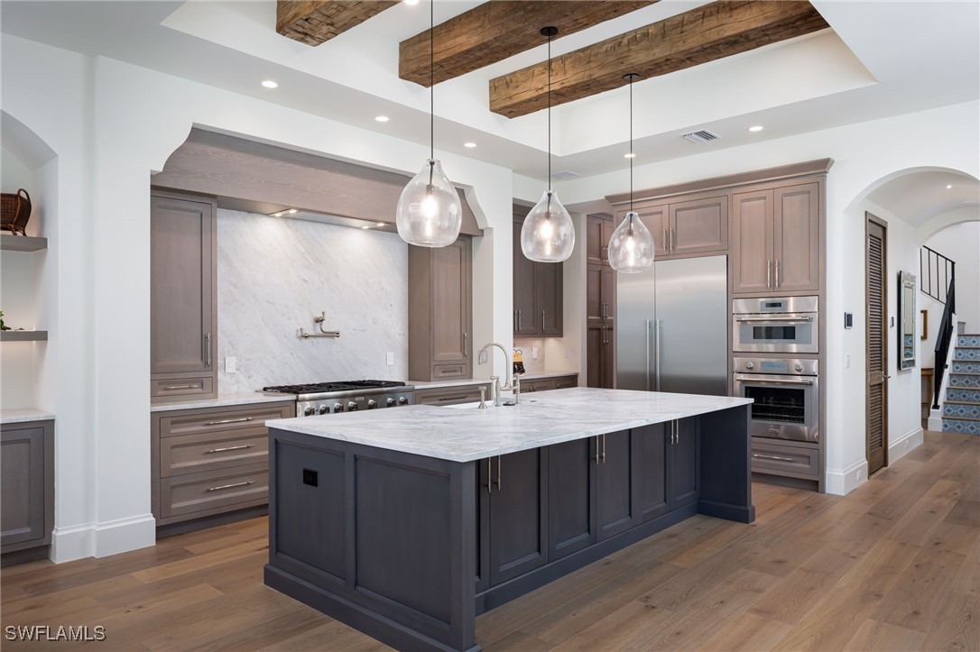 50 Mahogany Dr Naples, FL 34108