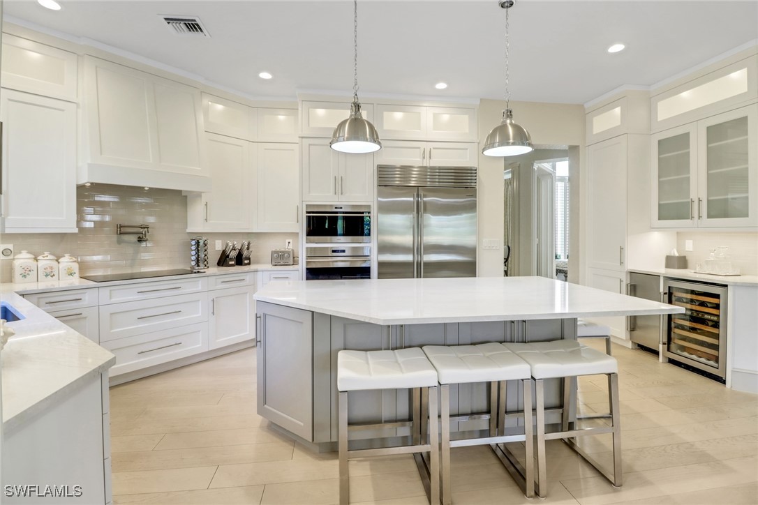 355 Sedgwick Ct Naples, FL 34108