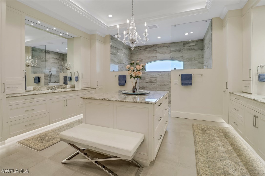 355 Sedgwick Ct Naples, FL 34108