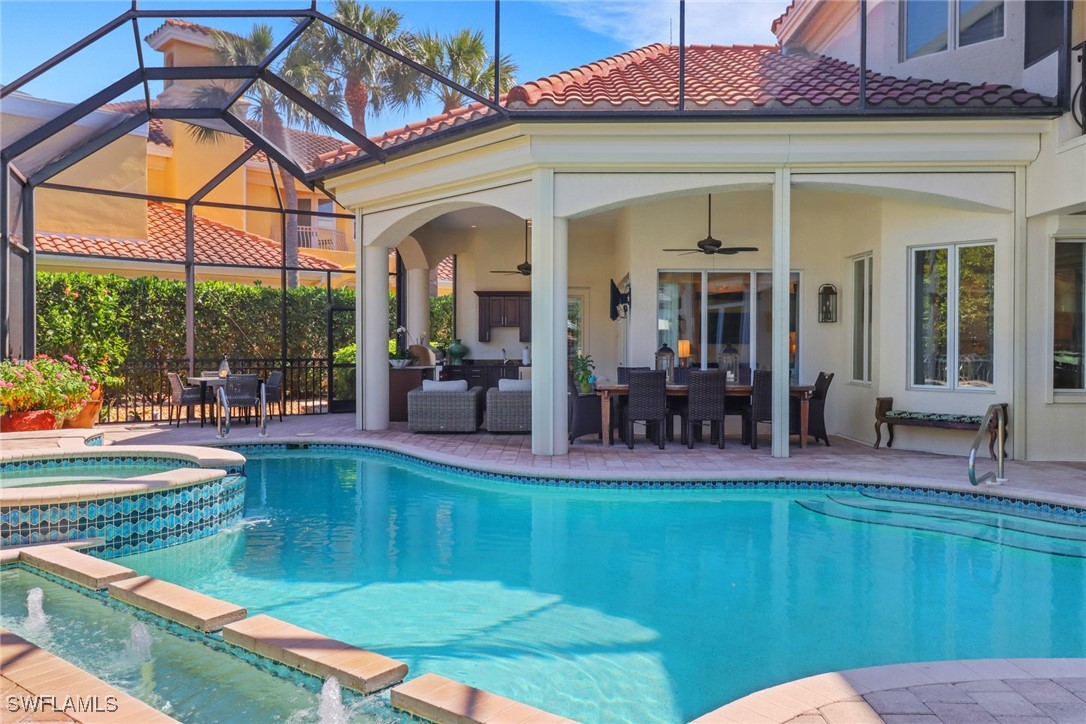 355 Sedgwick Ct Naples, FL 34108