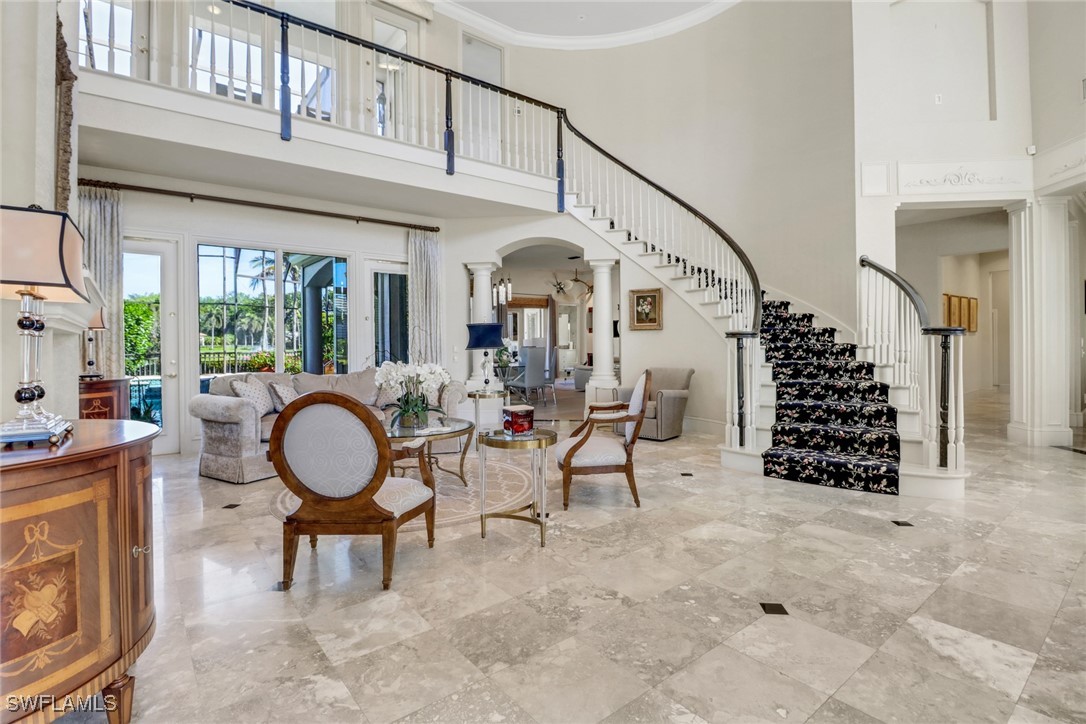 355 Sedgwick Ct Naples, FL 34108