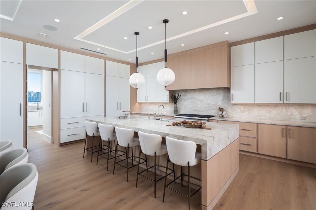 223 Bayview Ave Naples, FL 34108