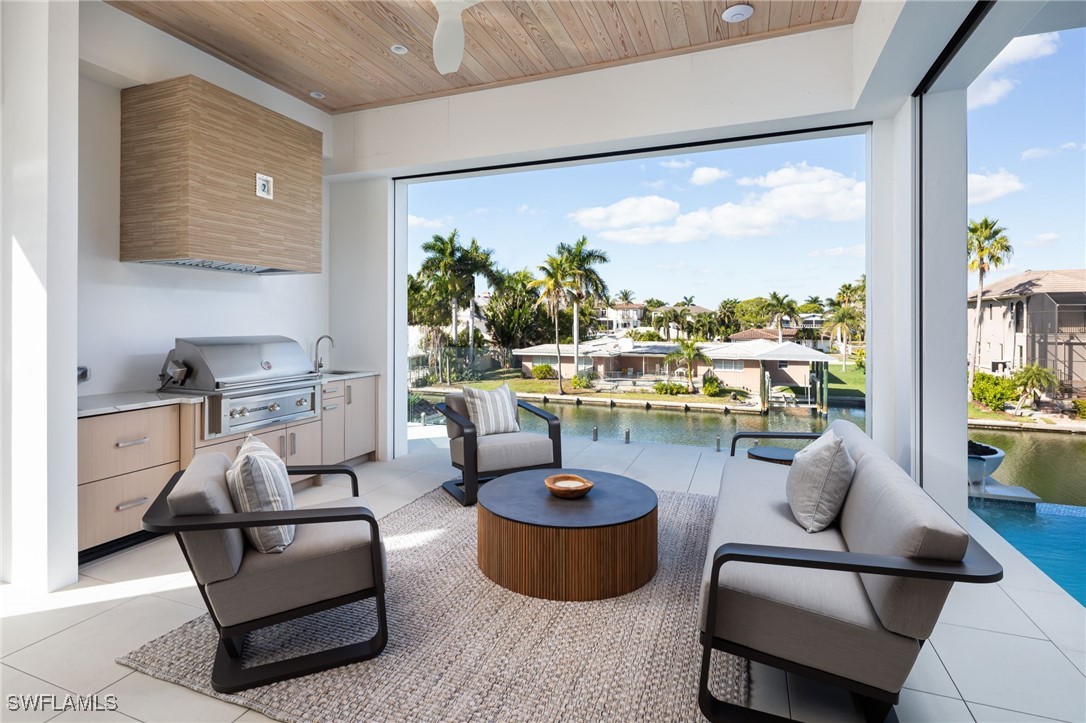 223 Bayview Ave Naples, FL 34108