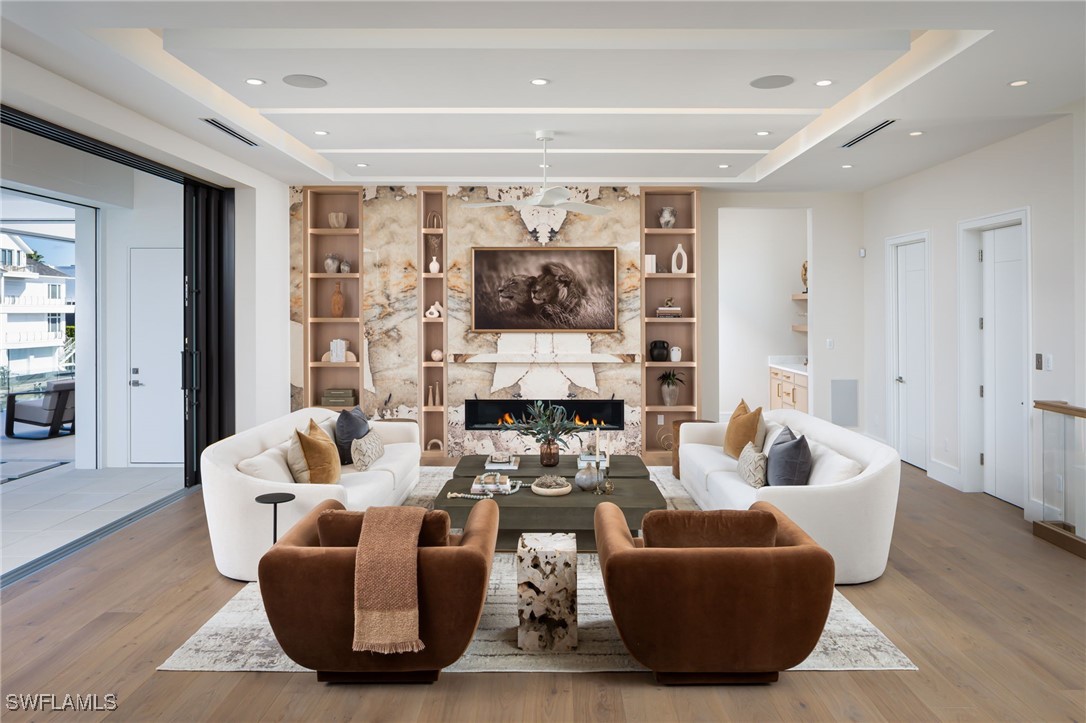 223 Bayview Ave Naples, FL 34108