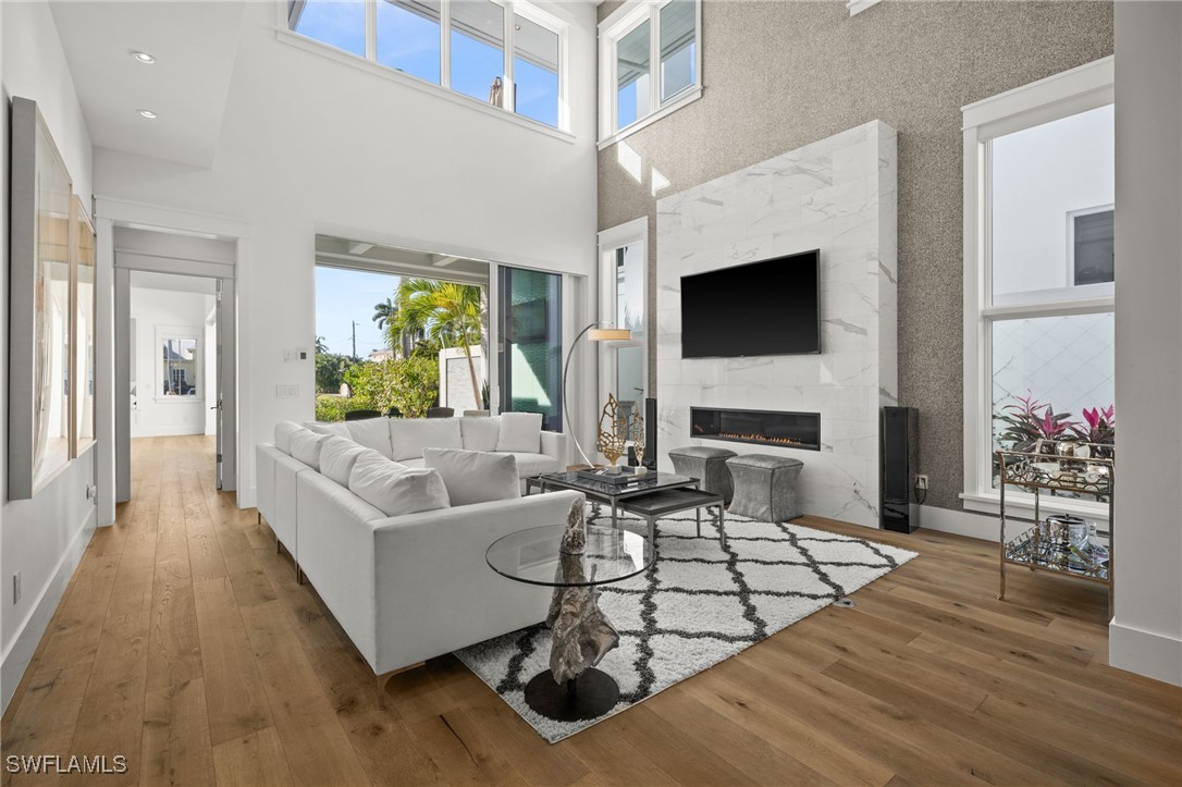 770 Park St Naples, FL 34102