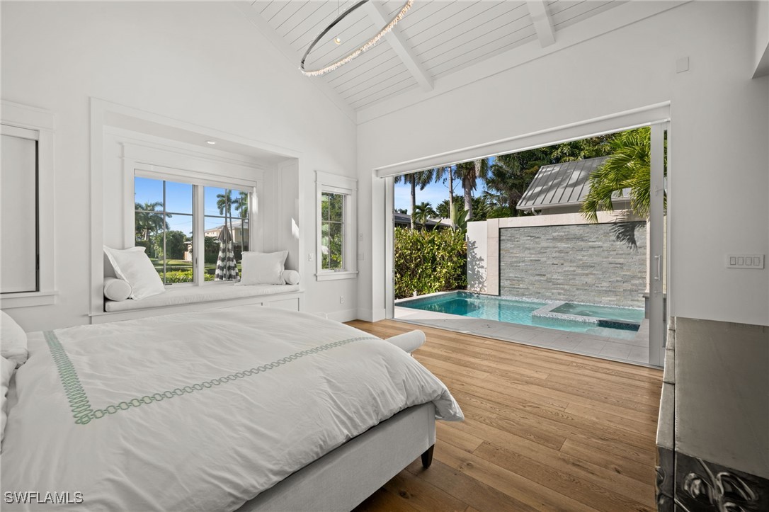 770 Park St Naples, FL 34102