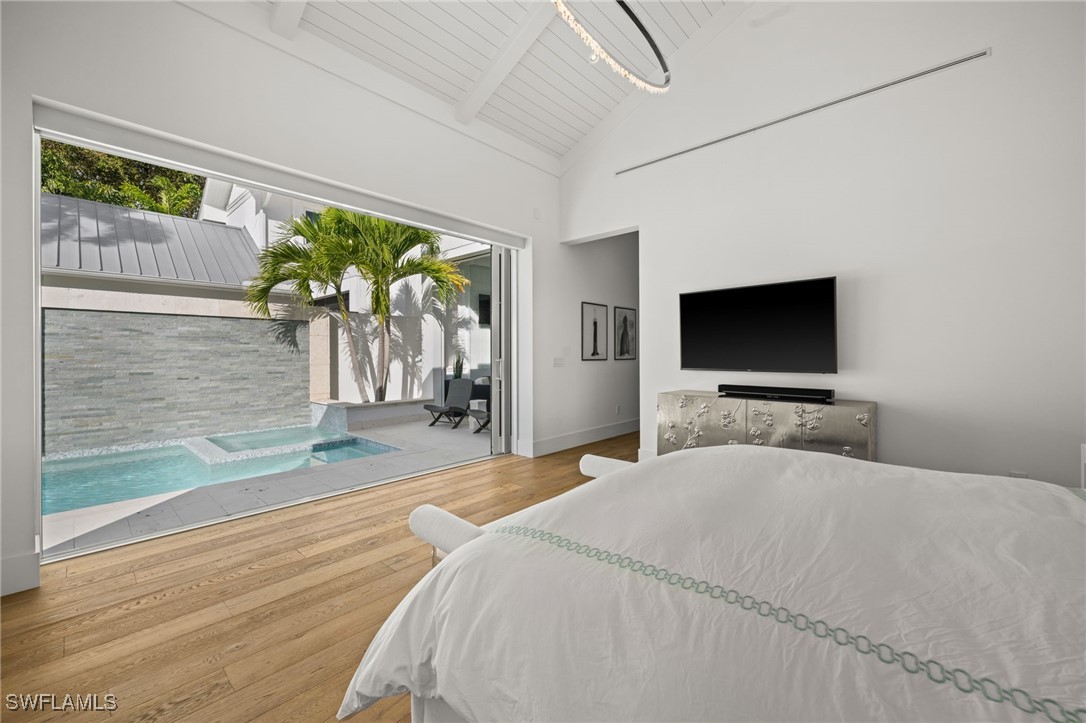 770 Park St Naples, FL 34102