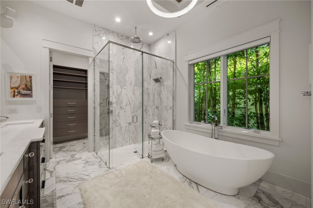 770 Park St Naples, FL 34102