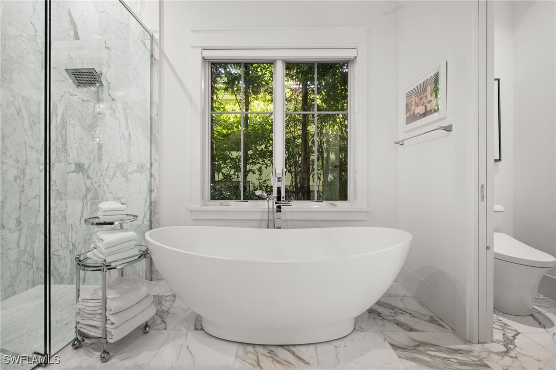 770 Park St Naples, FL 34102