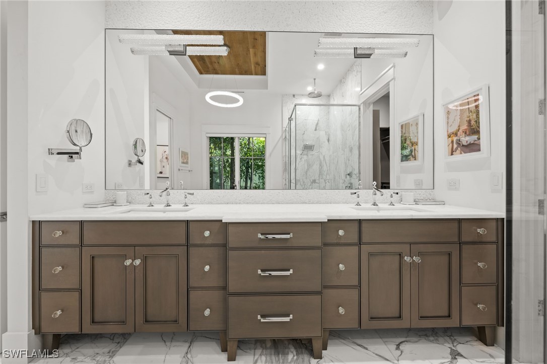 770 Park St Naples, FL 34102