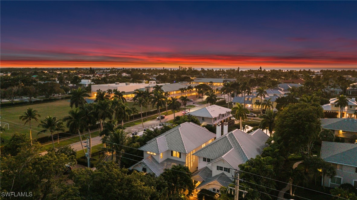 770 Park St Naples, FL 34102