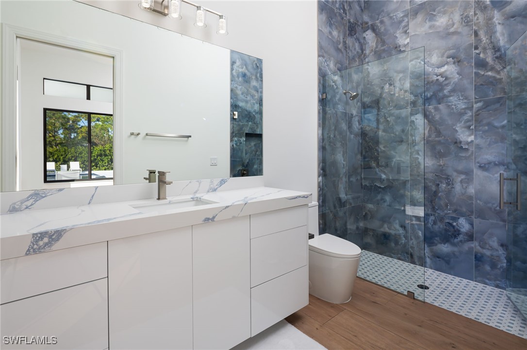 6590 Trail Blvd Naples, FL 34108