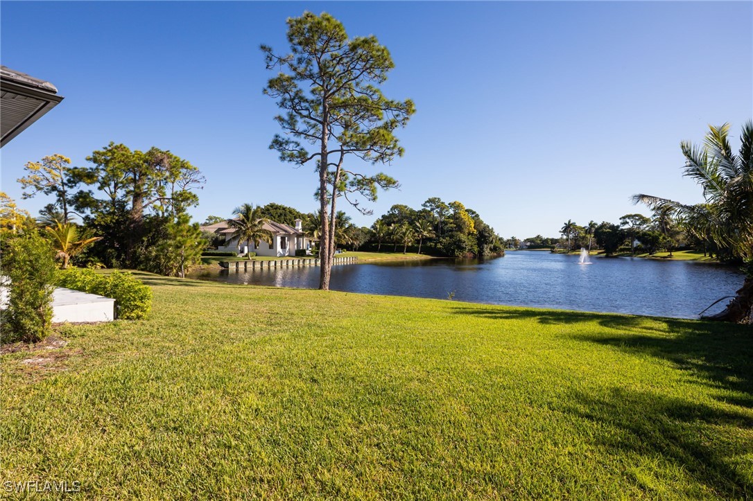 6590 Trail Blvd Naples, FL 34108