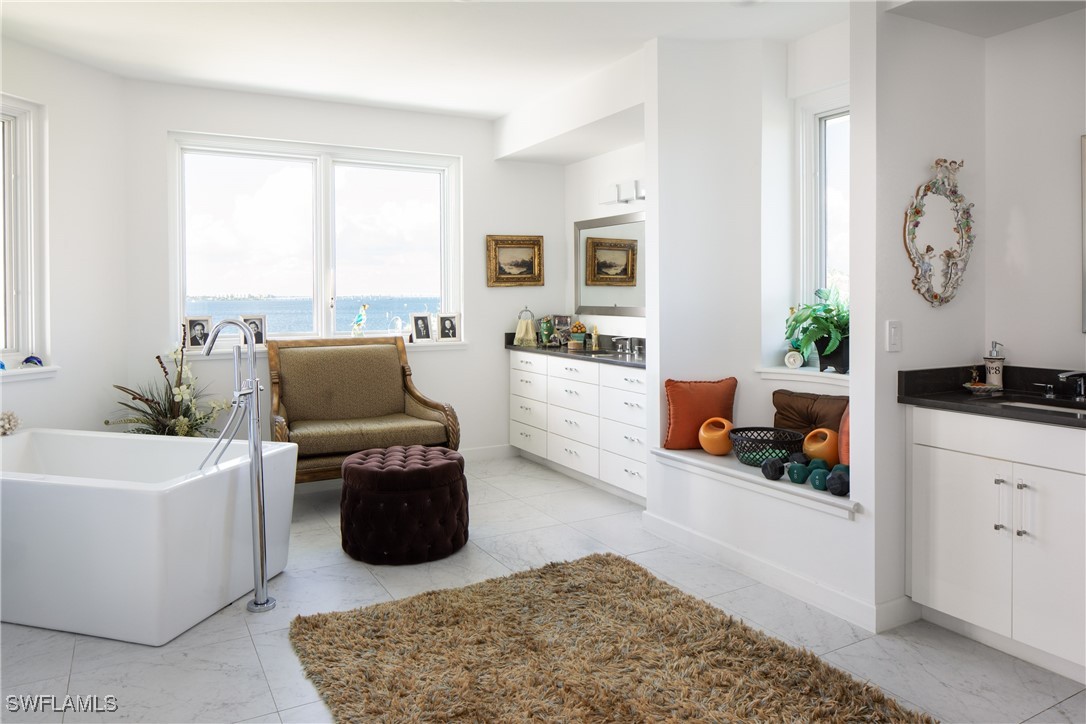 14040 Schultz Rd Fort Myers, FL 33908