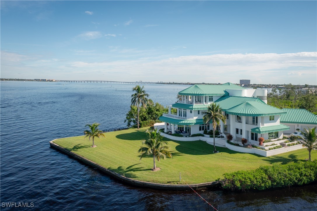 14040 Schultz Rd Fort Myers, FL 33908