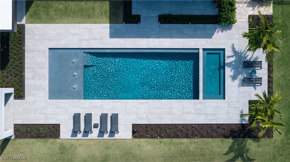 107 Myrtle Rd Naples, FL 34108