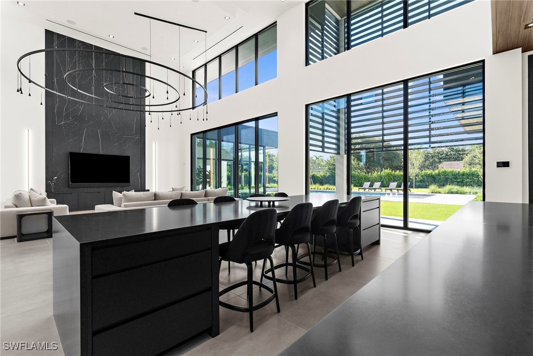 107 Myrtle Rd Naples, FL 34108