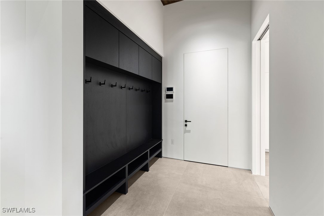 107 Myrtle Rd Naples, FL 34108