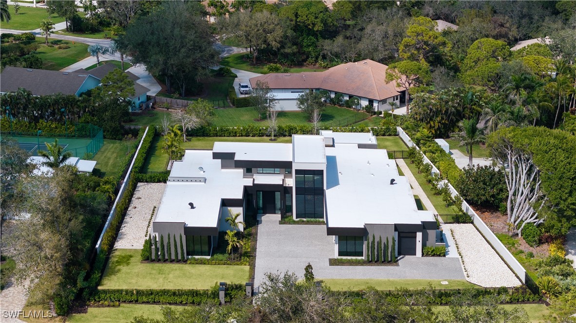 107 Myrtle Rd Naples, FL 34108