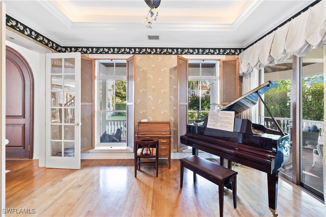 2170 Marina Dr Naples, FL 34102