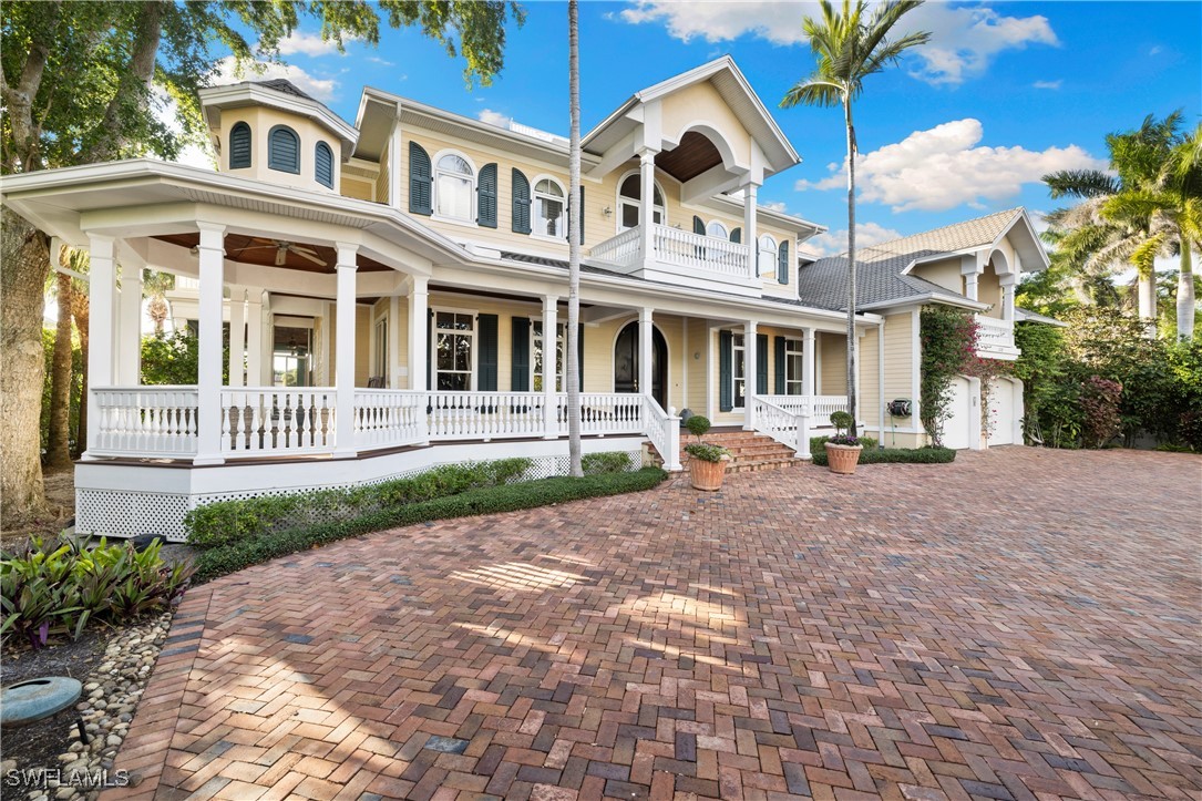 2170 Marina Dr Naples, FL 34102