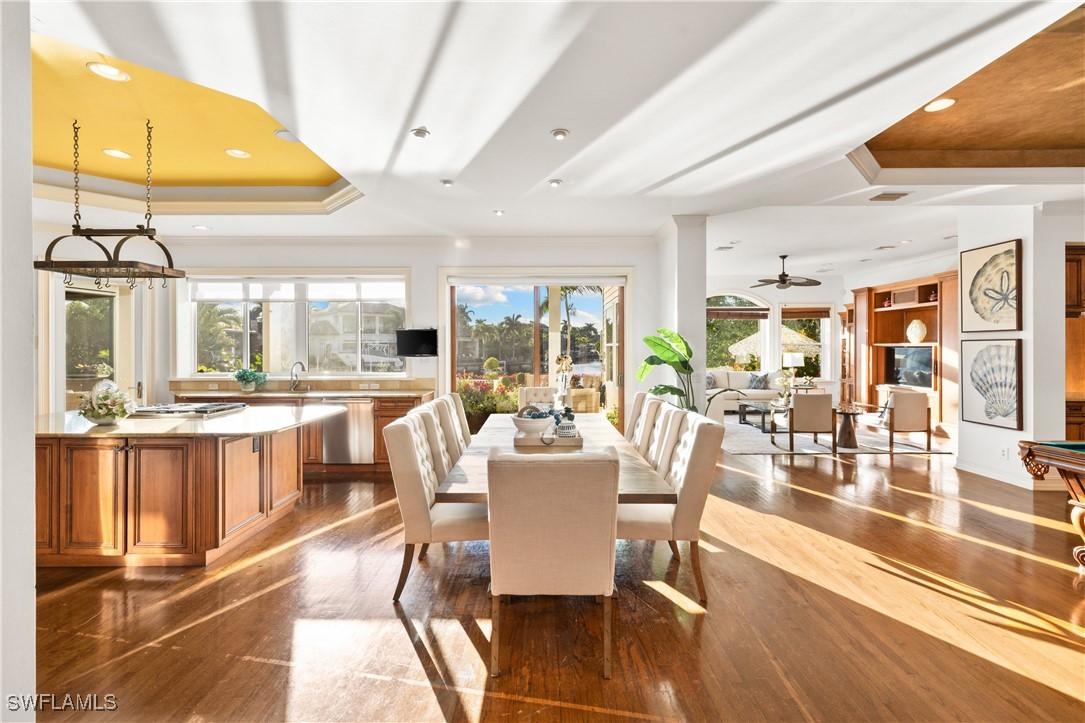 2170 Marina Dr Naples, FL 34102