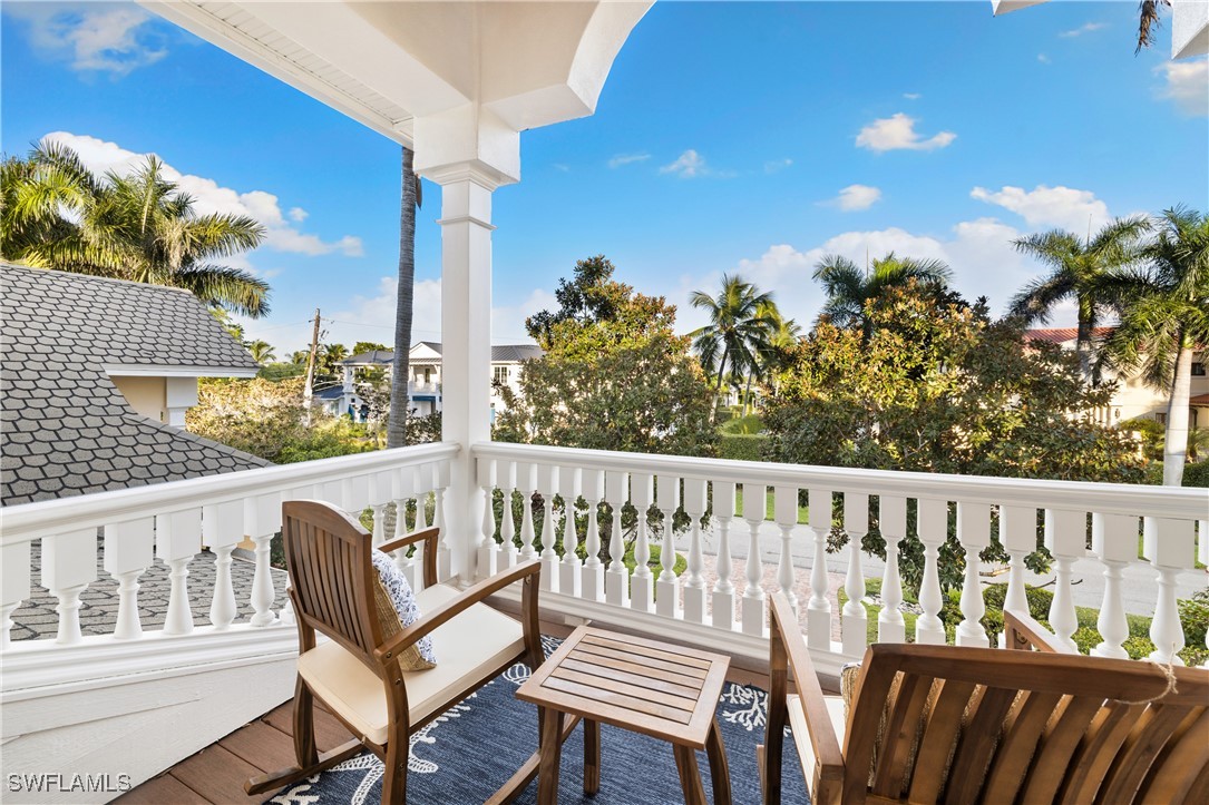 2170 Marina Dr Naples, FL 34102