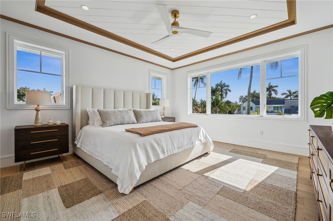 187 10th Ave Naples, FL 34102