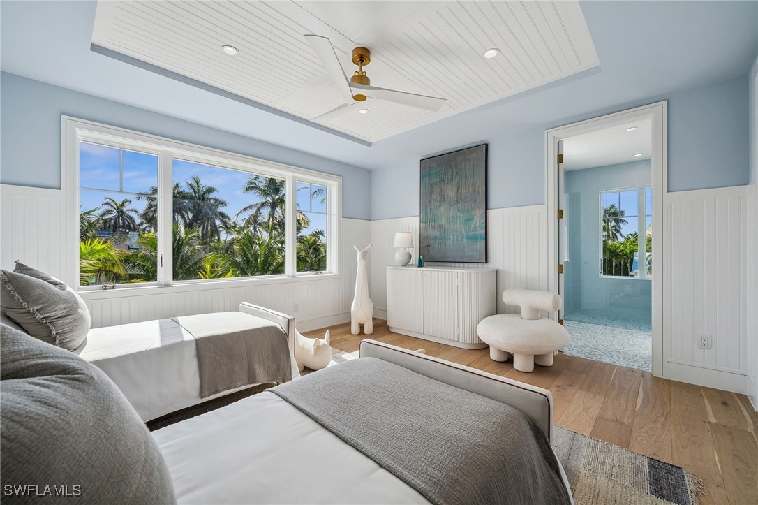 187 10th Ave Naples, FL 34102