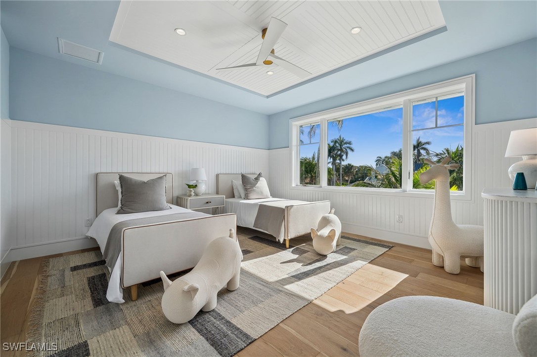 187 10th Ave Naples, FL 34102