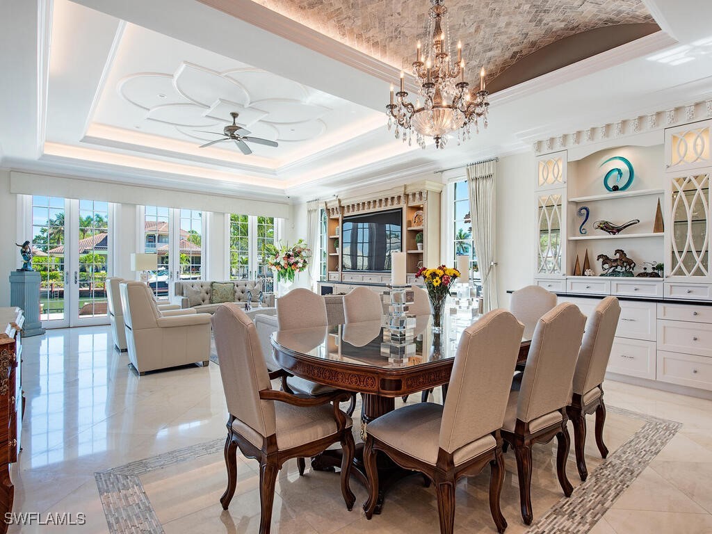 233 Mermaids Bight Naples, FL 34103