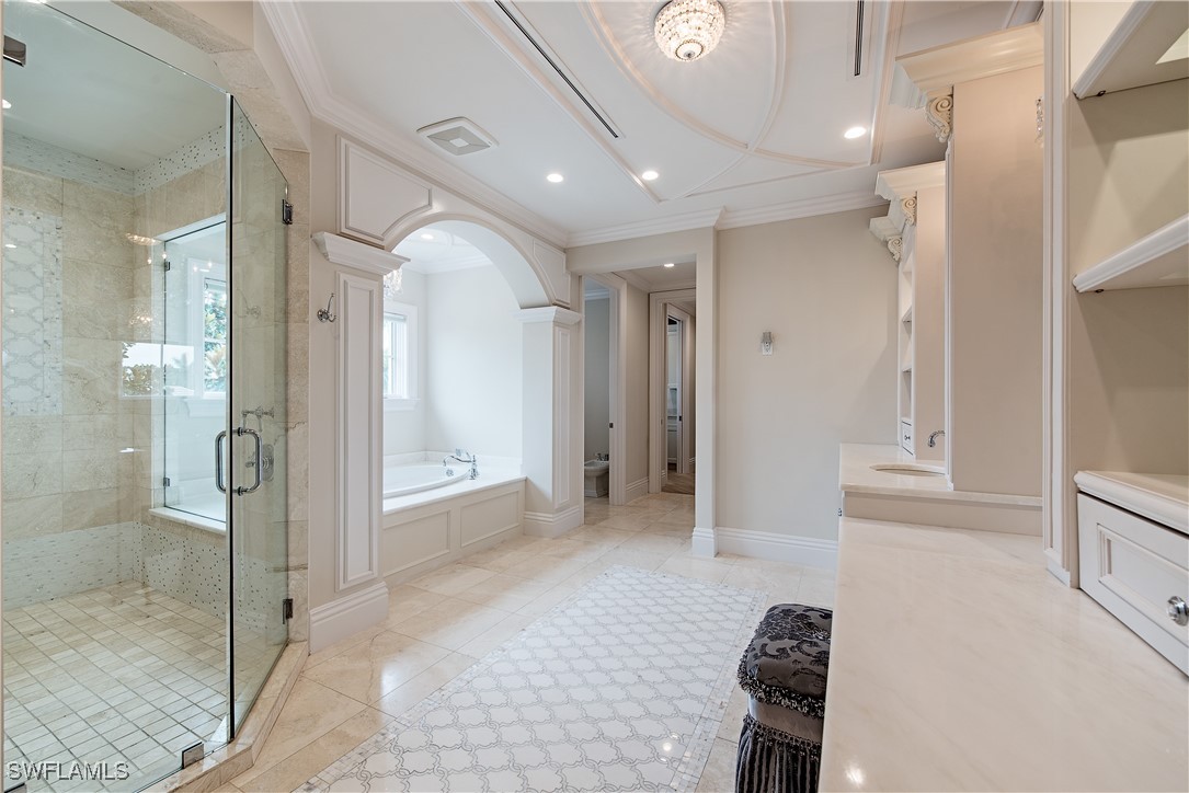 233 Mermaids Bight Naples, FL 34103