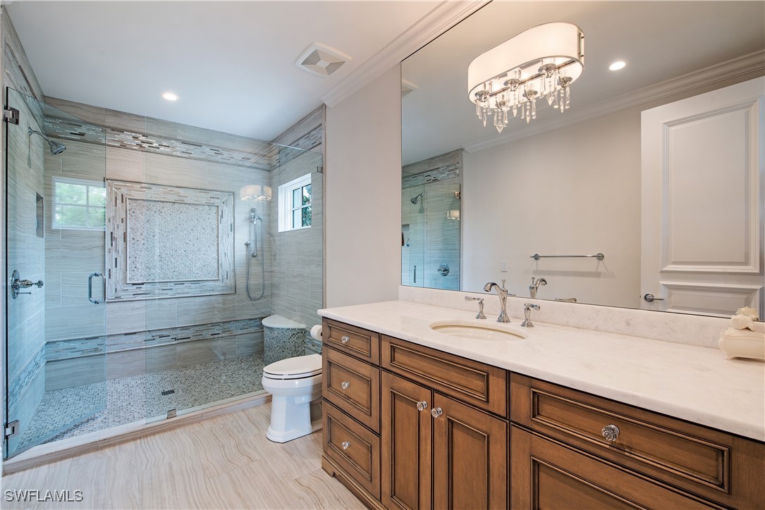 233 Mermaids Bight Naples, FL 34103