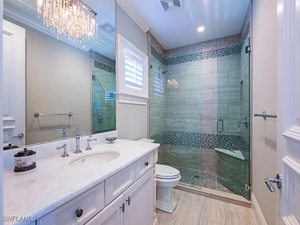 233 Mermaids Bight Naples, FL 34103