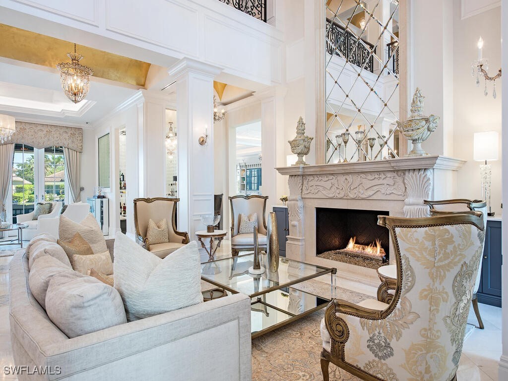 233 Mermaids Bight Naples, FL 34103