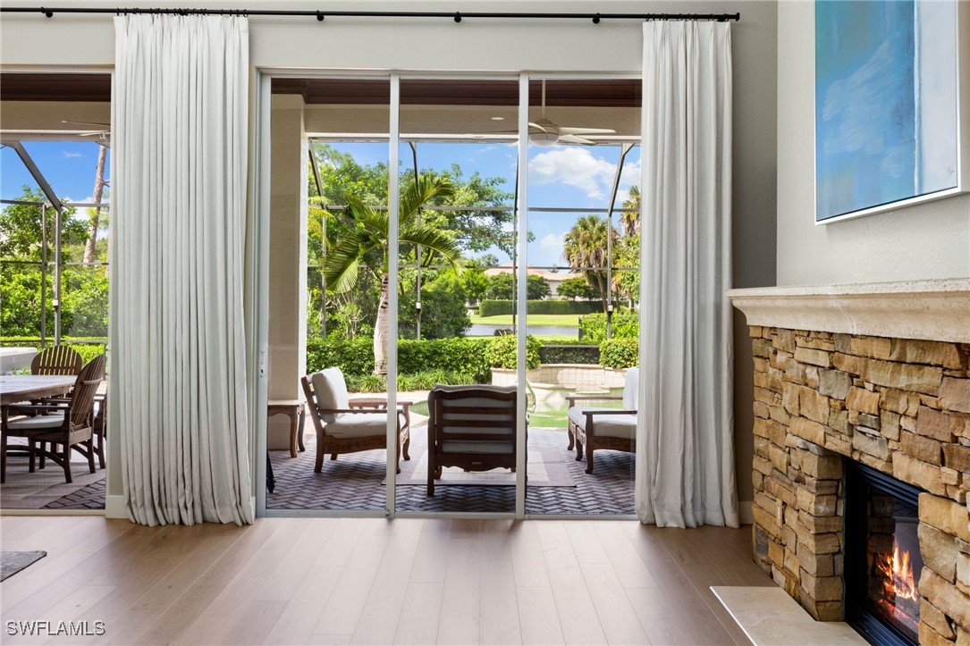 707 Hickory Rd Naples, FL 34108