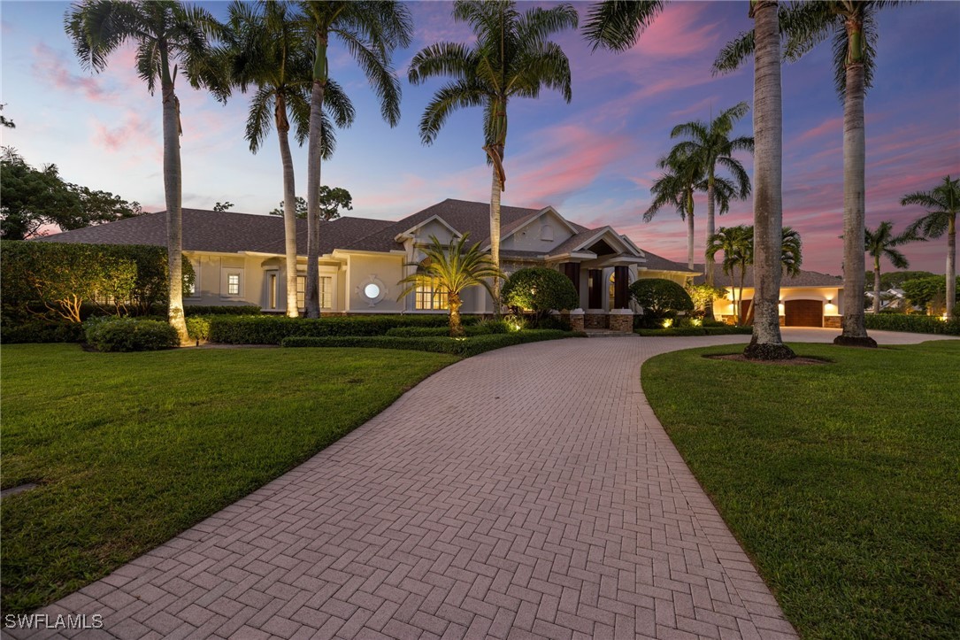 707 Hickory Rd Naples, FL 34108