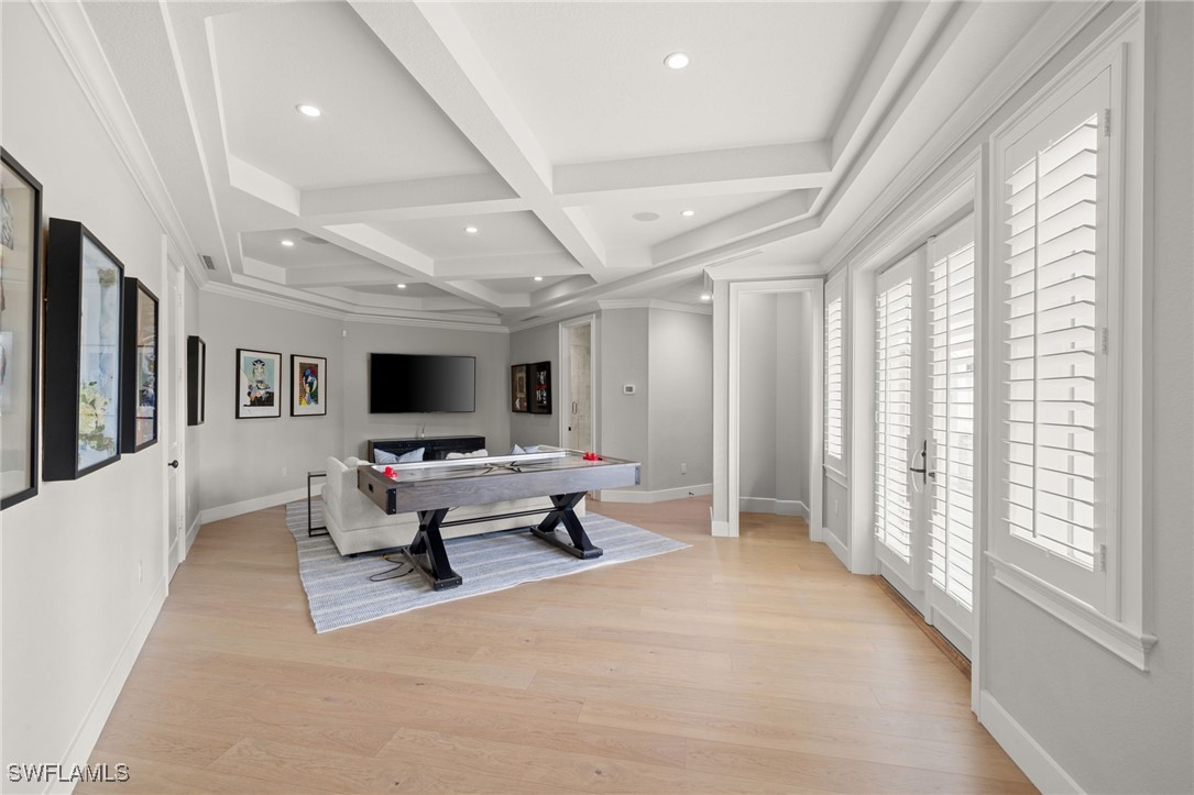 707 Hickory Rd Naples, FL 34108