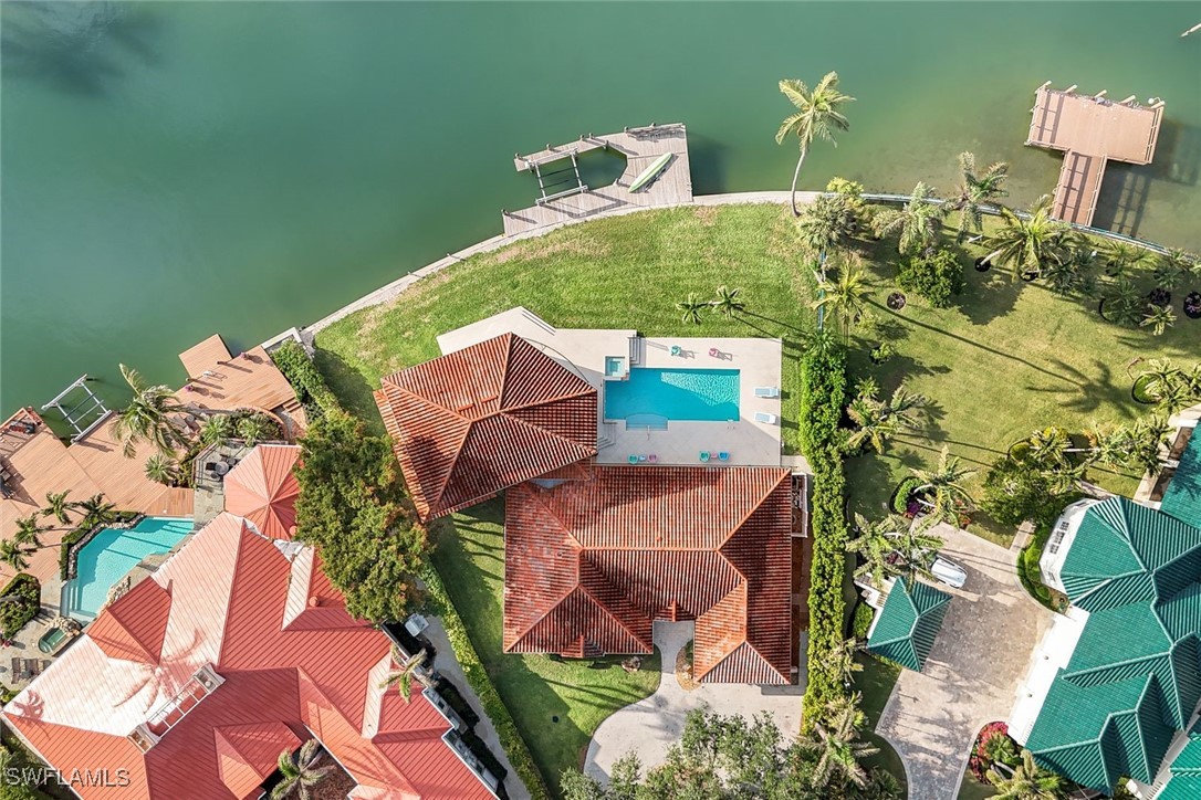 350 Bow Line Bnd Naples, FL 34103