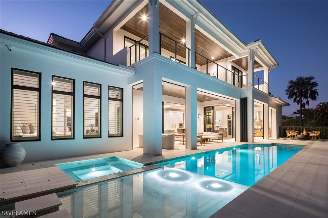 3636 Crayton Rd Naples, FL 34103