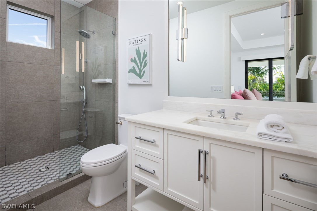 3636 Crayton Rd Naples, FL 34103