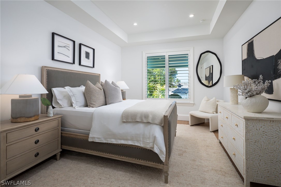 3636 Crayton Rd Naples, FL 34103