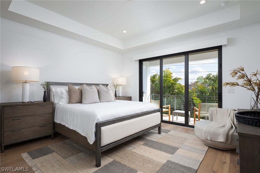 3636 Crayton Rd Naples, FL 34103